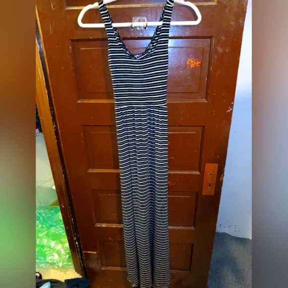 EUC SO Black & White Striped Maxi Dress Jrs. XS - Picture 1 of 5